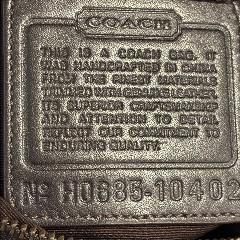 Y2K Coach Signature Crossbody H0685-10402.  EUC - Picture 6 of 16